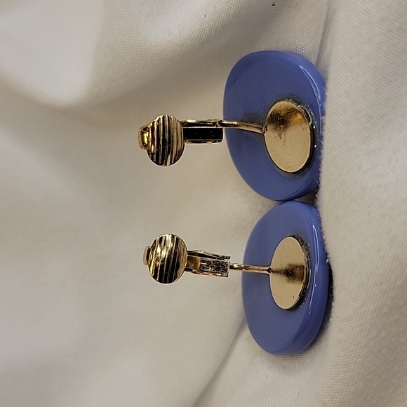 Vintage Lavender Button Clip on Artsy Costume Statement Jewelry 💜 - Picture 9 of 11